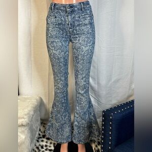 Free People Size 29 Blue Floral Print Flare Leg Jeans